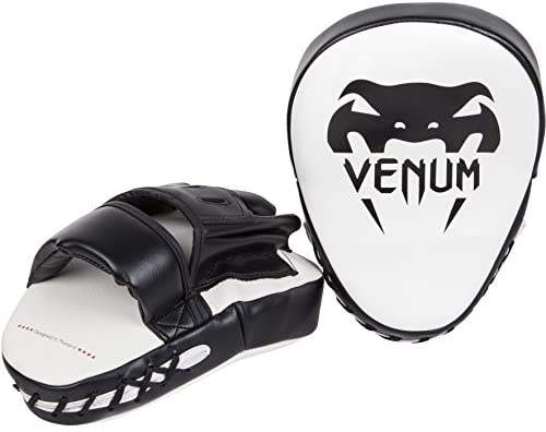 VENUM LIGHT FOCUS MITTS - mmafightshop.ae