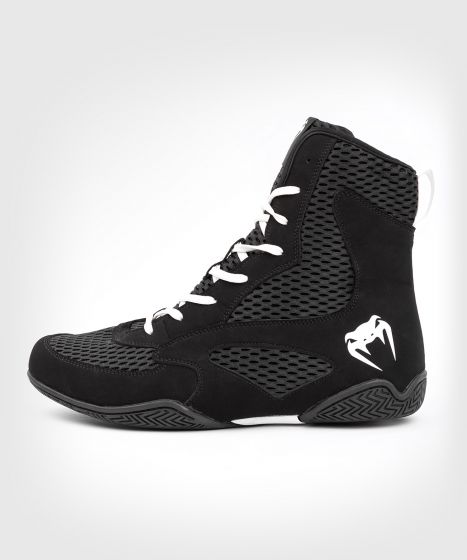 VENUM CONTENDER BOXING SHOES - mmafightshop.ae