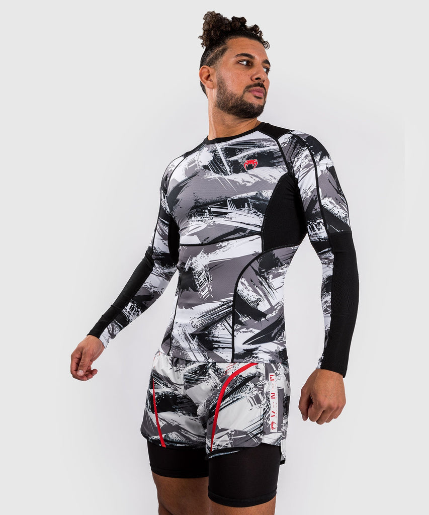 Venum® Electron 3.0 Long Sleeve Rash Guard - mmafightshop.ae